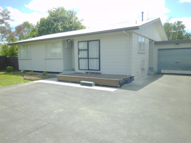 52 Stillwater Place, Westbrook, Palmerston North - Carousel 1