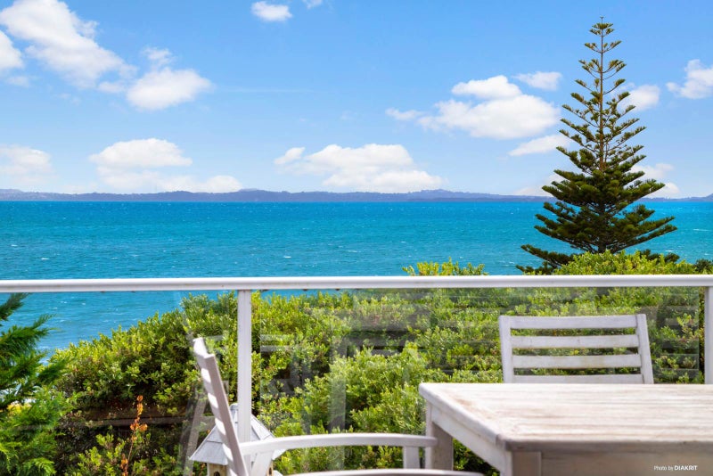 7 Seaview Terrace, Manukau Heads, Āwhitu - Carousel 1