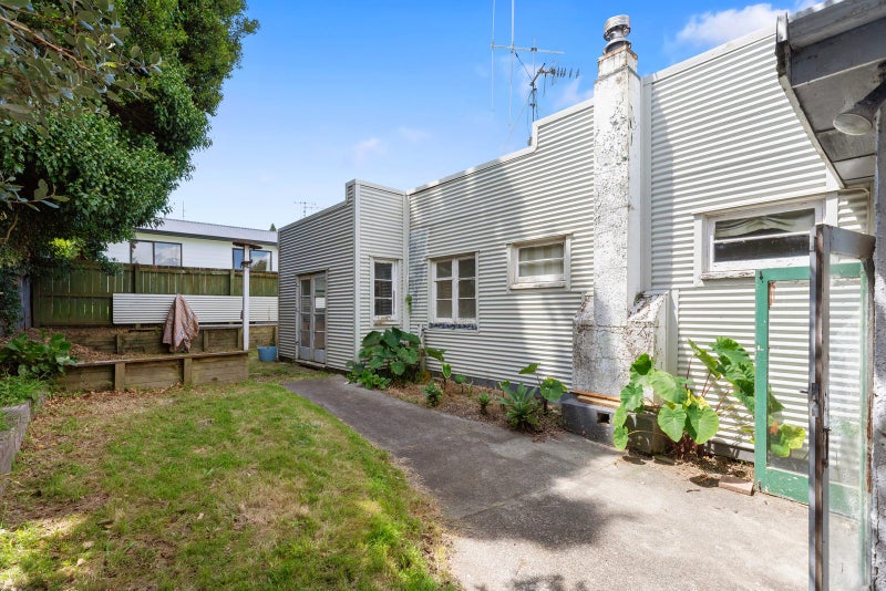 37A Paine Street, Judea, Tauranga - Carousel 2