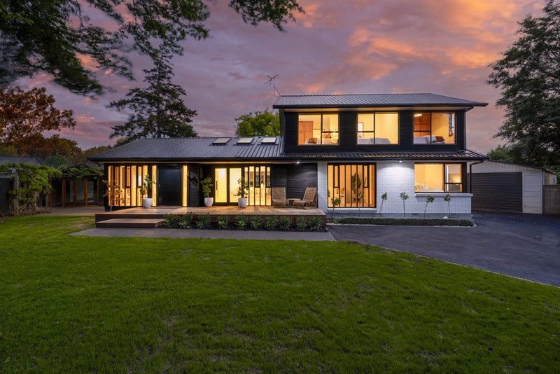 5 Merton Place, Bryndwr, Christchurch - Carousel 2