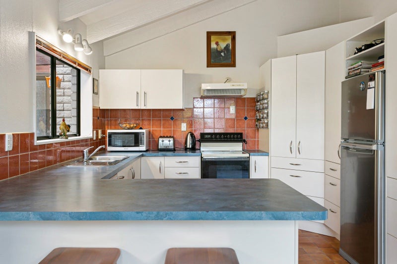 1/12 Golders Place, Richmond Heights, Taupō - Carousel 2