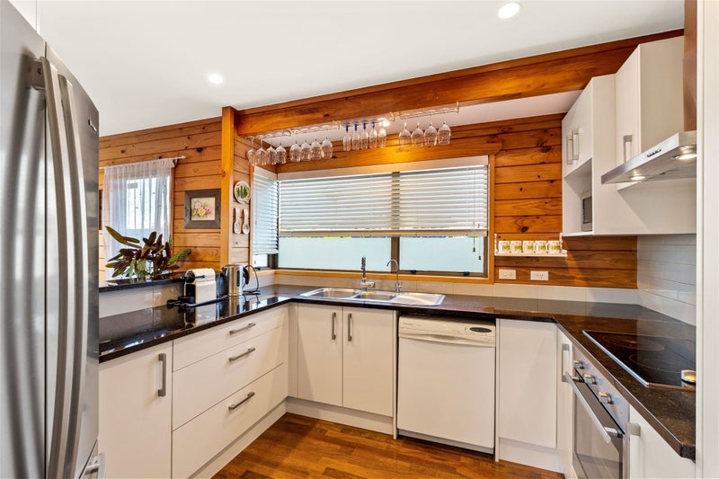 156 Luckens Road, West Harbour, Auckland - Carousel 2