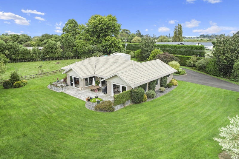 674 Bruntwood Road, Cambridge - Carousel 1