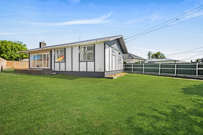 1/17 Cooper Crescent, Ōtara, Auckland - Carousel 2