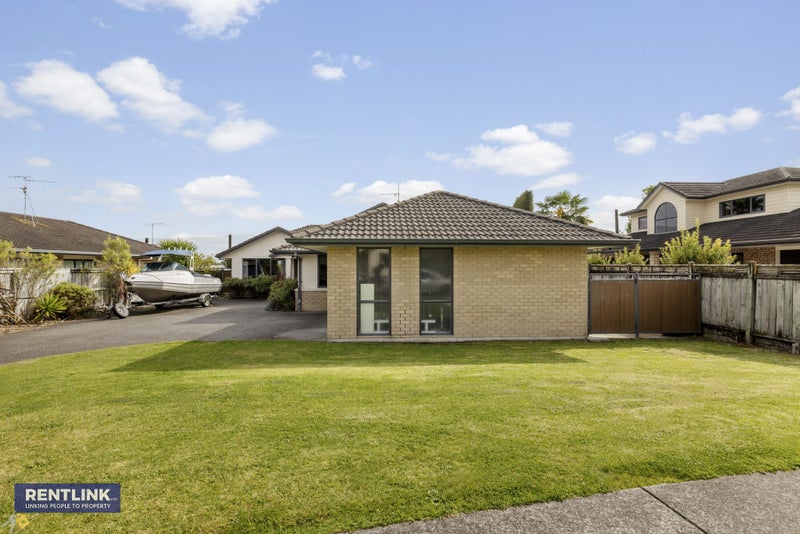 15 Garvan Glen, Pyes Pa, Tauranga - Carousel 1