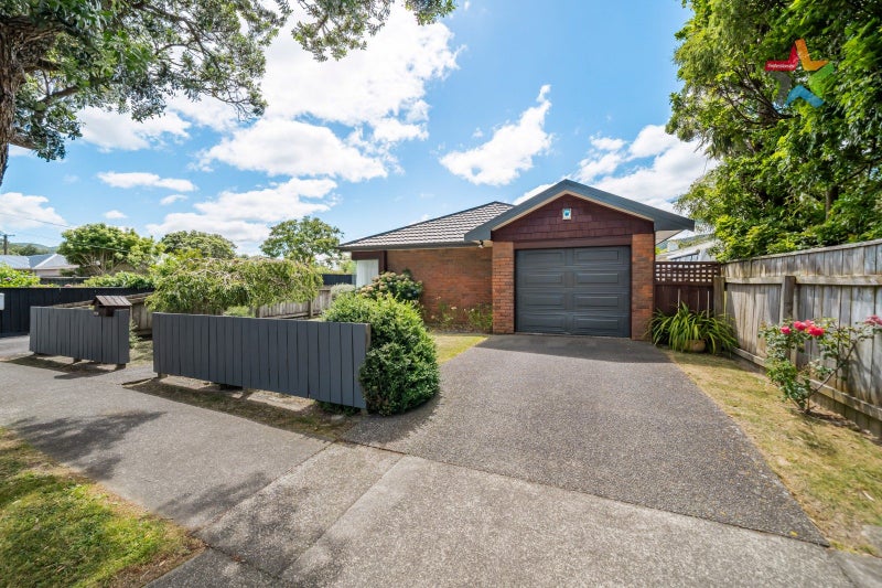 27A Malone Road, Waterloo, Lower Hutt - Carousel 1