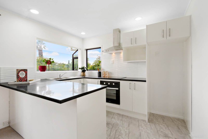 1/73 Etherton Drive, Weymouth, Auckland - Carousel 2