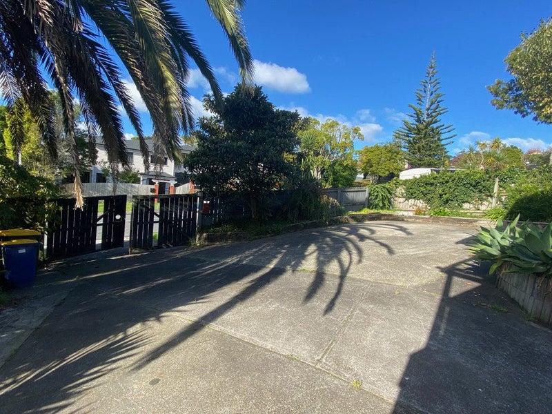 12 Cantina Avenue, Bayview, Auckland - Carousel 13