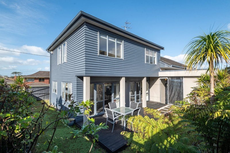 2/81 Francis Street, Hauraki, Auckland - Carousel 1