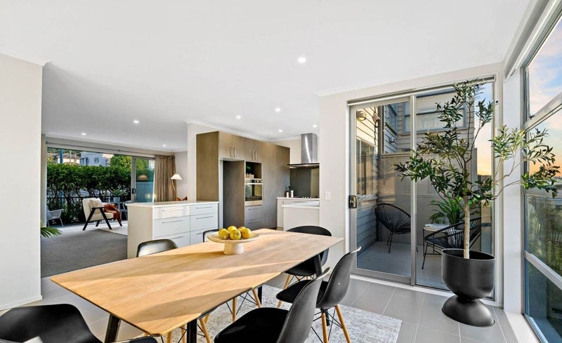 9B Fynes Avenue, Stonefields, Auckland - Carousel 2