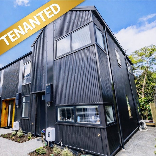 6/18D Oxford Street, Tawa, Wellington - Carousel 1