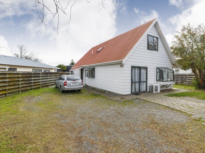34 Lancaster Street, Highbury, Palmerston North - Carousel 14