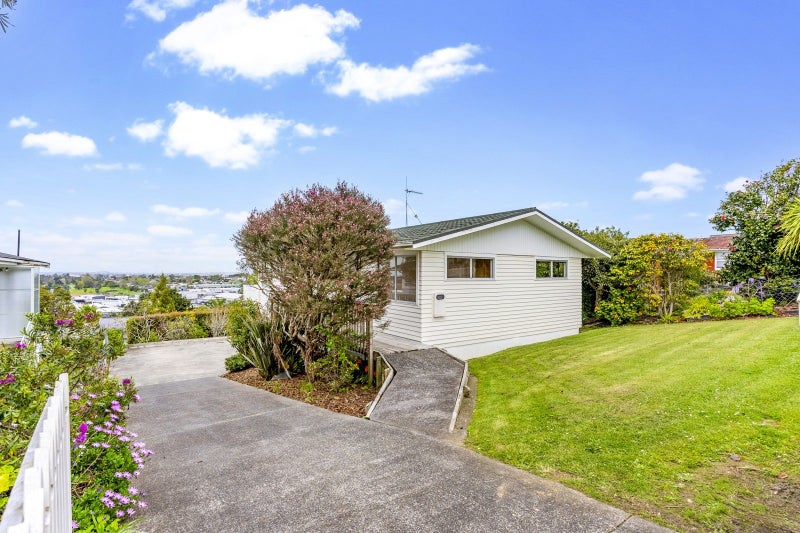 25 Marcel Place, Glenfield, Auckland - Carousel 2
