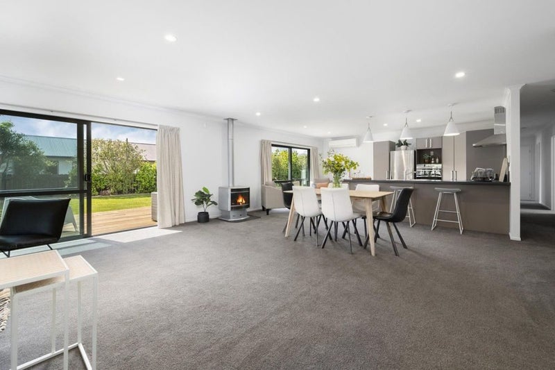19 Haddow's Place, Lake Hayes, Queenstown - Carousel 2