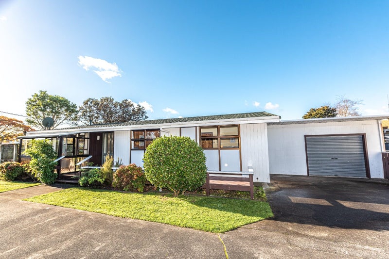 1/48 Nixon Street, Whanganui East, Whanganui - Carousel 1