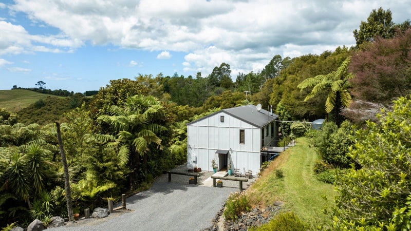 281B Lund Road, Katikati - Carousel 2