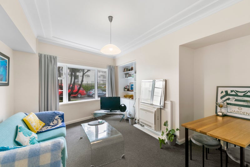 2/280 Oriental Parade, Oriental Bay, Wellington - Carousel 2
