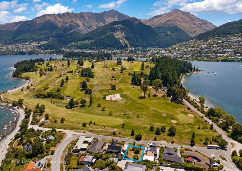 8 Grove Lane, Kelvin Heights, Queenstown - Carousel 2