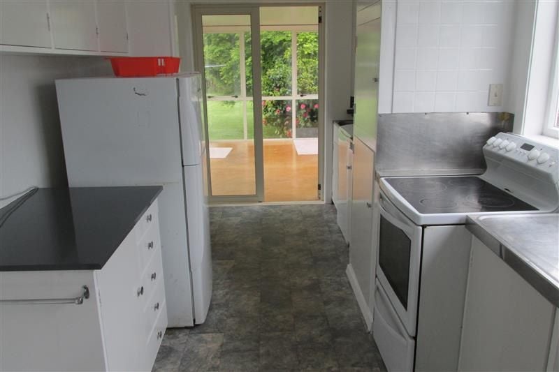 17 Robertson Street, Elderslea, Upper Hutt - Carousel 2