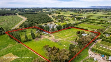 10 Farrells Road, Ouruhia, Christchurch - Carousel 1