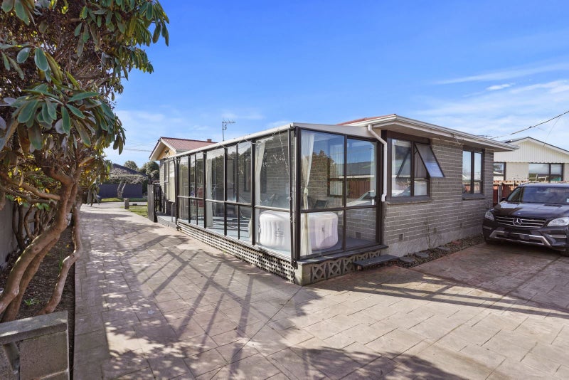 15 Kilburn Street, Bishopdale, Christchurch - Carousel 21