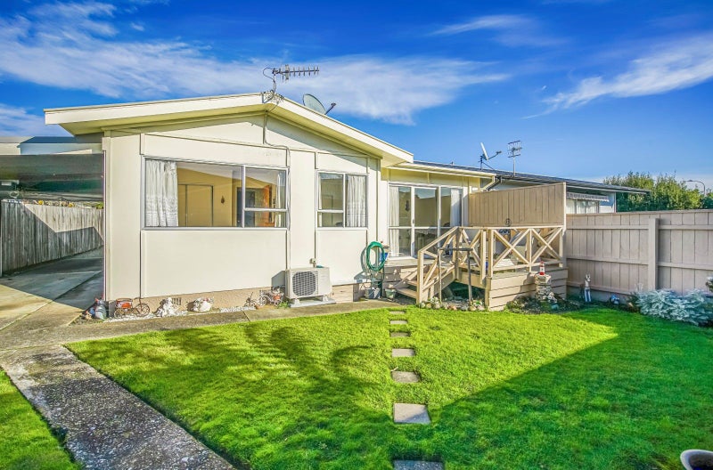 1/18 Blackwood Street, Wakatu, Nelson - Carousel 1
