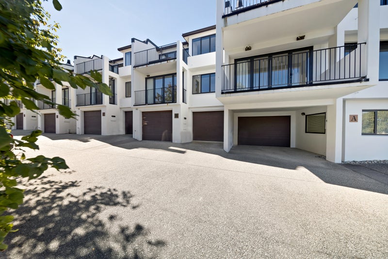 24B Suburb Street, Queenstown, Queenstown - Carousel 2