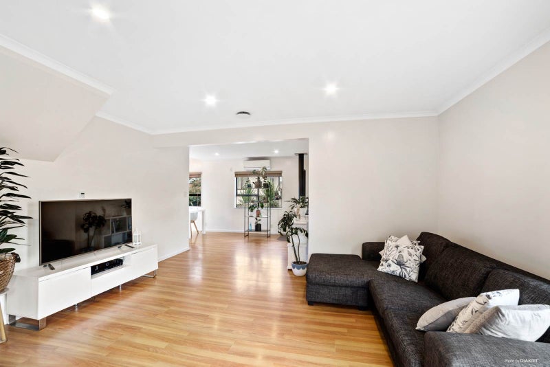2/65 Lancaster Road, Beach Haven, Auckland - Carousel 2