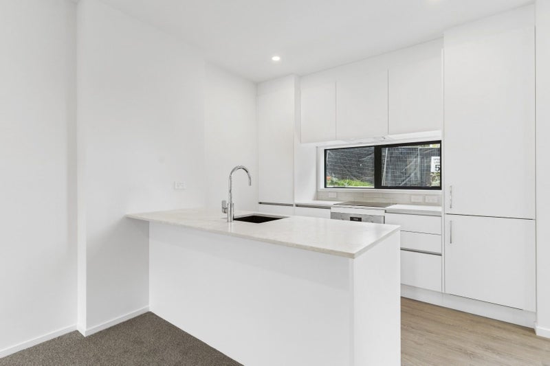 7/1 Grand View Road, Remuera, Auckland - Carousel 2