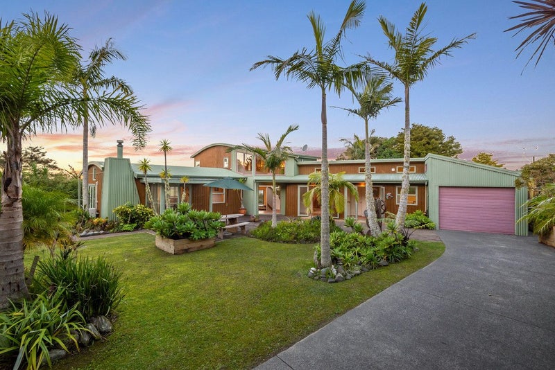 417 Paremoremo Road, PAREMOREMO, AUCKLAND - Carousel 1