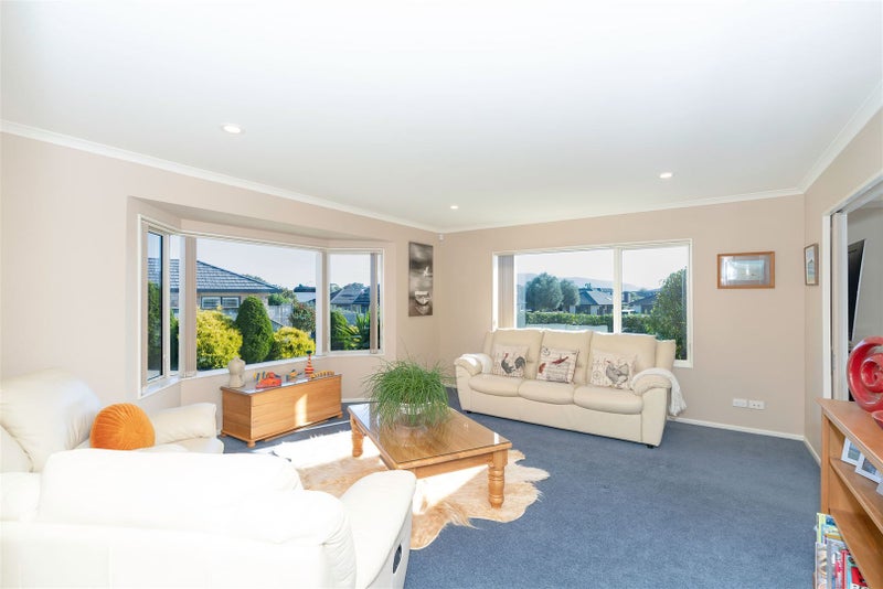 98 Regent Drive, Paraparaumu Beach, Paraparaumu - Carousel 2