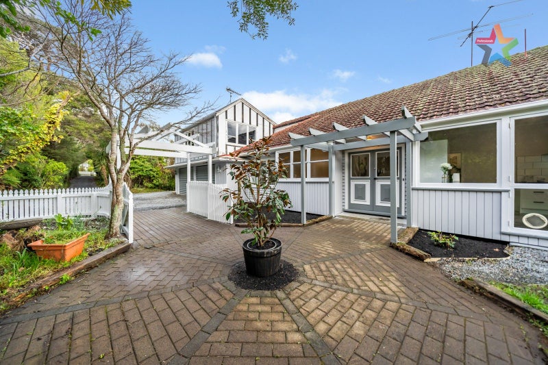 49 Manuka Street, Stokes Valley, Lower Hutt - Carousel 1