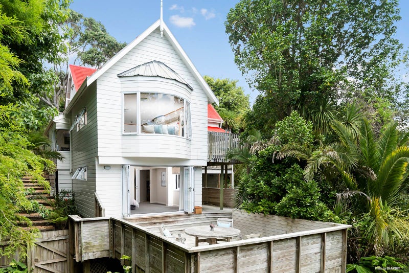 108 Castor Bay Road, Castor Bay, Auckland - Carousel 2