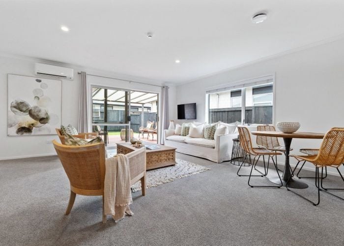 114 Penetaka Heights, Pyes Pa, Tauranga - Carousel 2