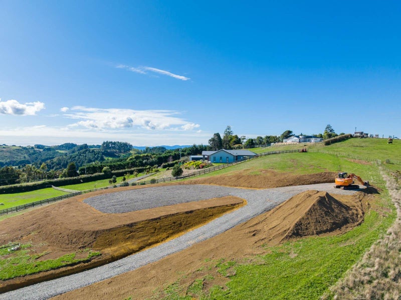 11 Fausett Road, Drury - Carousel 1