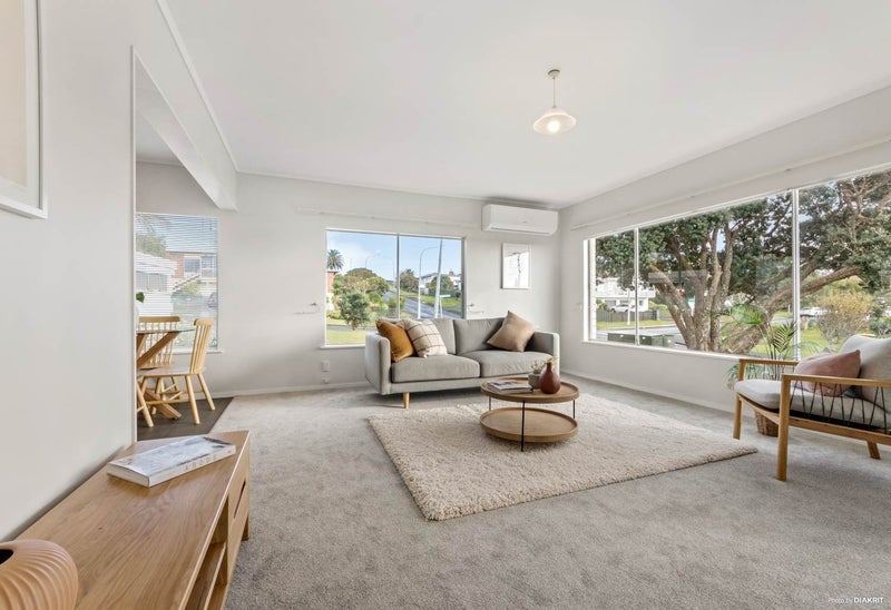 1/49 Manhattan Heights, Glendene, Auckland - Carousel 2