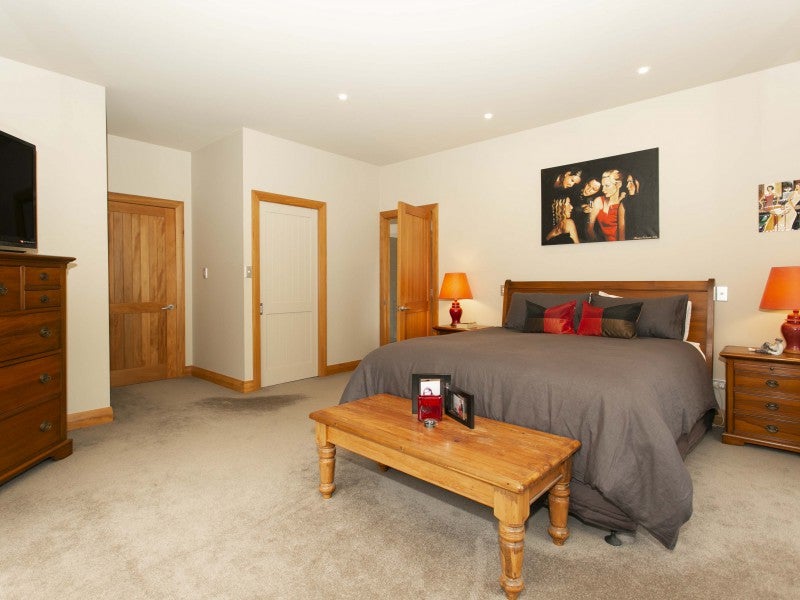100 Beach Road, Hampstead, Ashburton - Carousel 26
