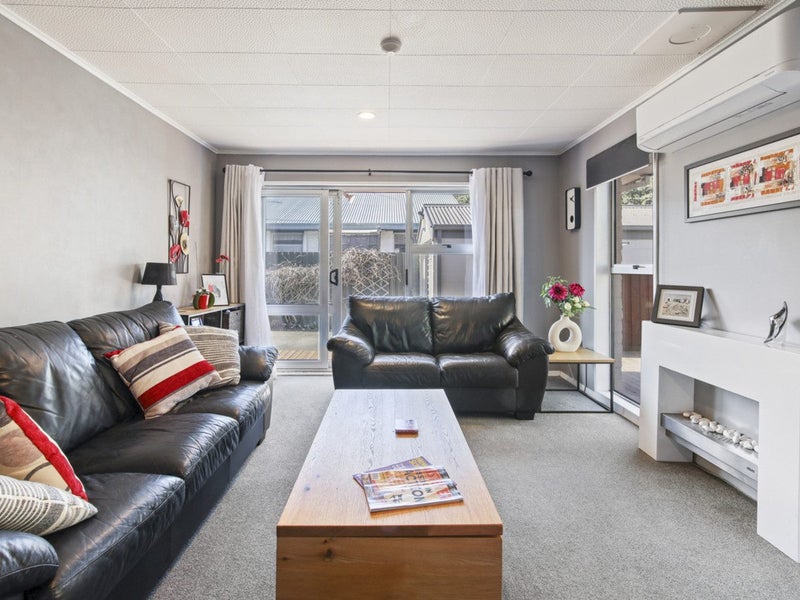 2/140 Hay Street, Bromley, Christchurch - Carousel 2