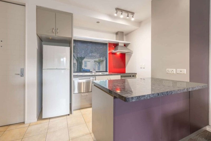 42 Kirikiri Lane, East Tamaki, Auckland - Carousel 2