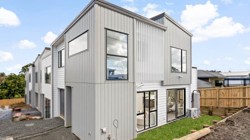 70C Stanley Road, Glenfield, Auckland - Carousel 1