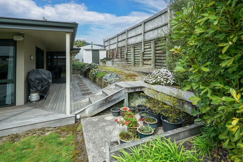23 Liverpool Terrace, Stoke, Nelson - Carousel 20