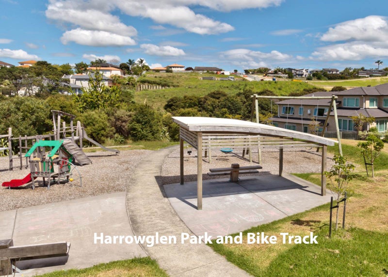 52 Harrowglen Drive, Northcross, Auckland - Carousel 2