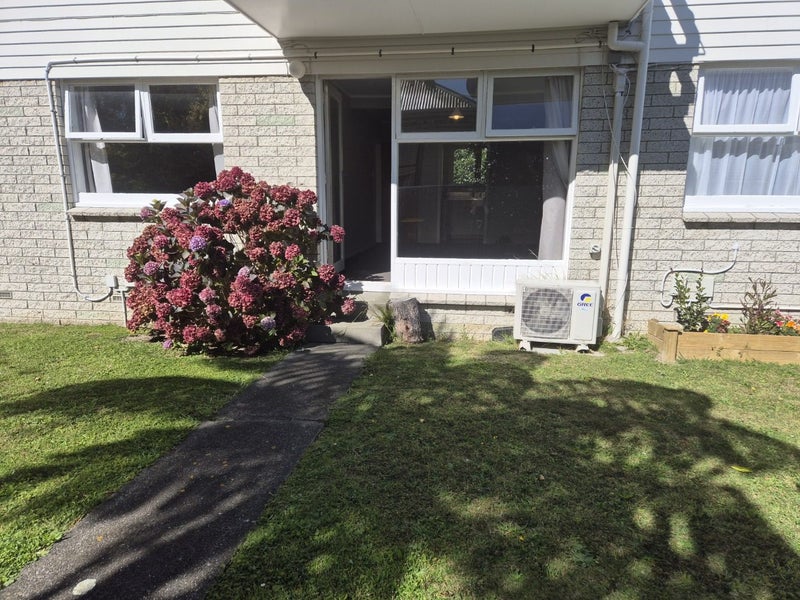 4/10 Trevethick Grove, Woburn, Lower Hutt - Carousel 13