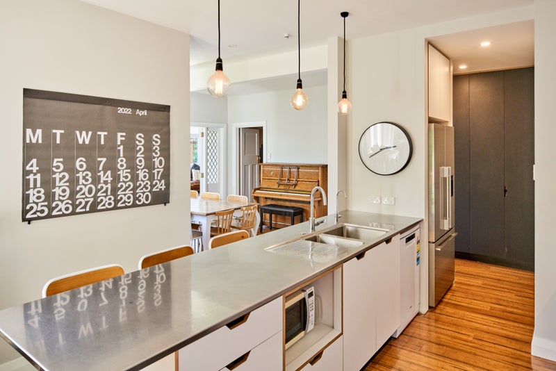 32 Hanover Street, Wadestown, Wellington - Carousel 2