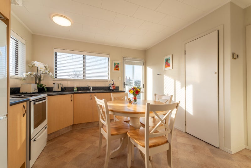 1/52 Avenue Road, West End, Timaru - Carousel 2