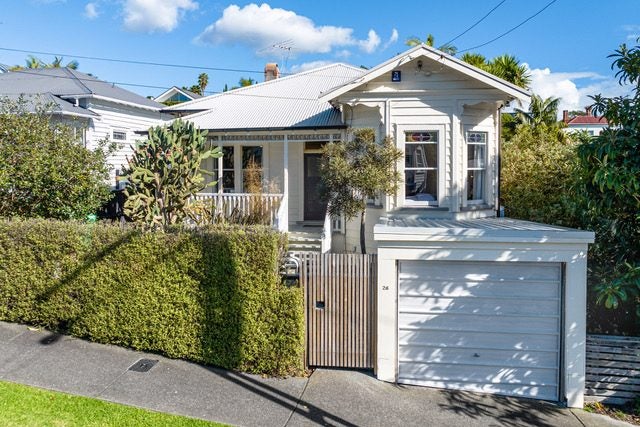 26 Beaconsfield Street, Grey Lynn, Auckland - Carousel 1