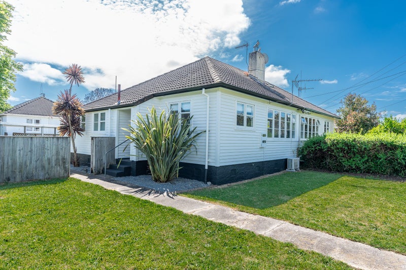 9 Graham Street, Hamilton East, Hamilton - Carousel 1
