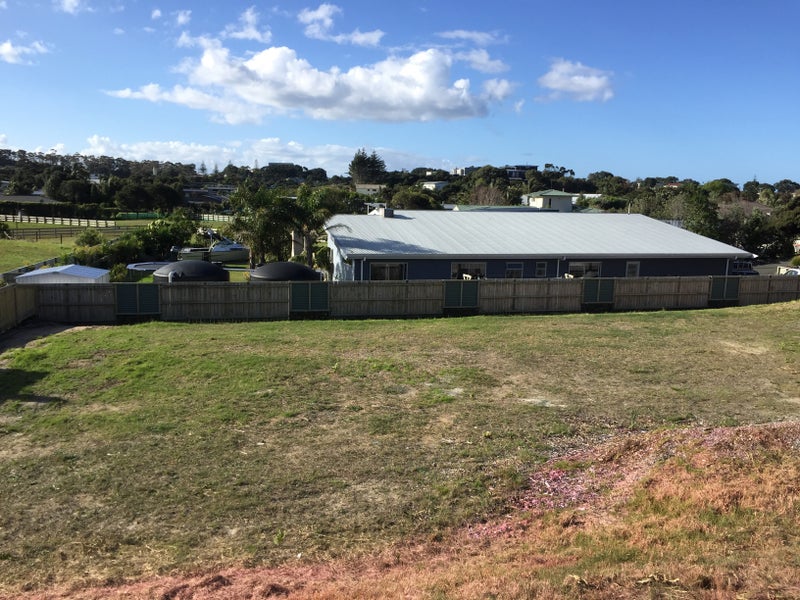 66 Moir Point Road, Mangawhai Heads, Mangawhai - Carousel 1