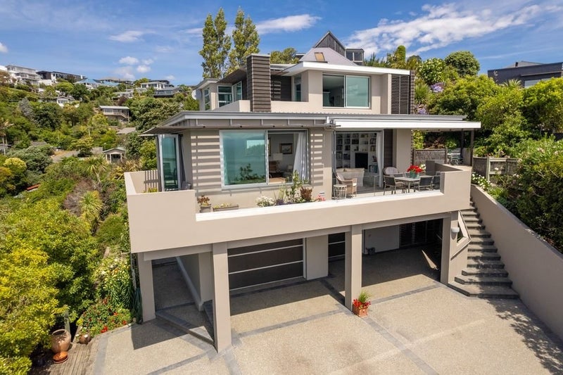 1B Fifeshire Crescent, Stepneyville, Nelson - Carousel 1