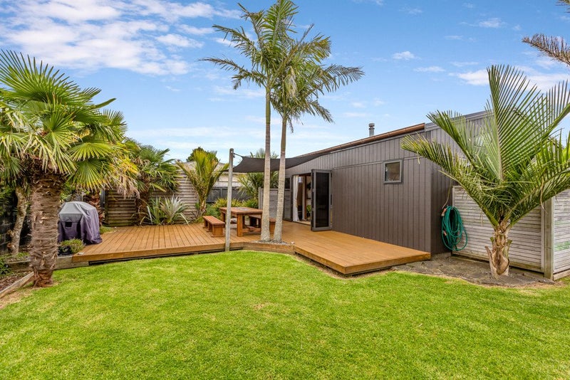 15A Barrett Road, Whalers Gate, New Plymouth - Carousel 2